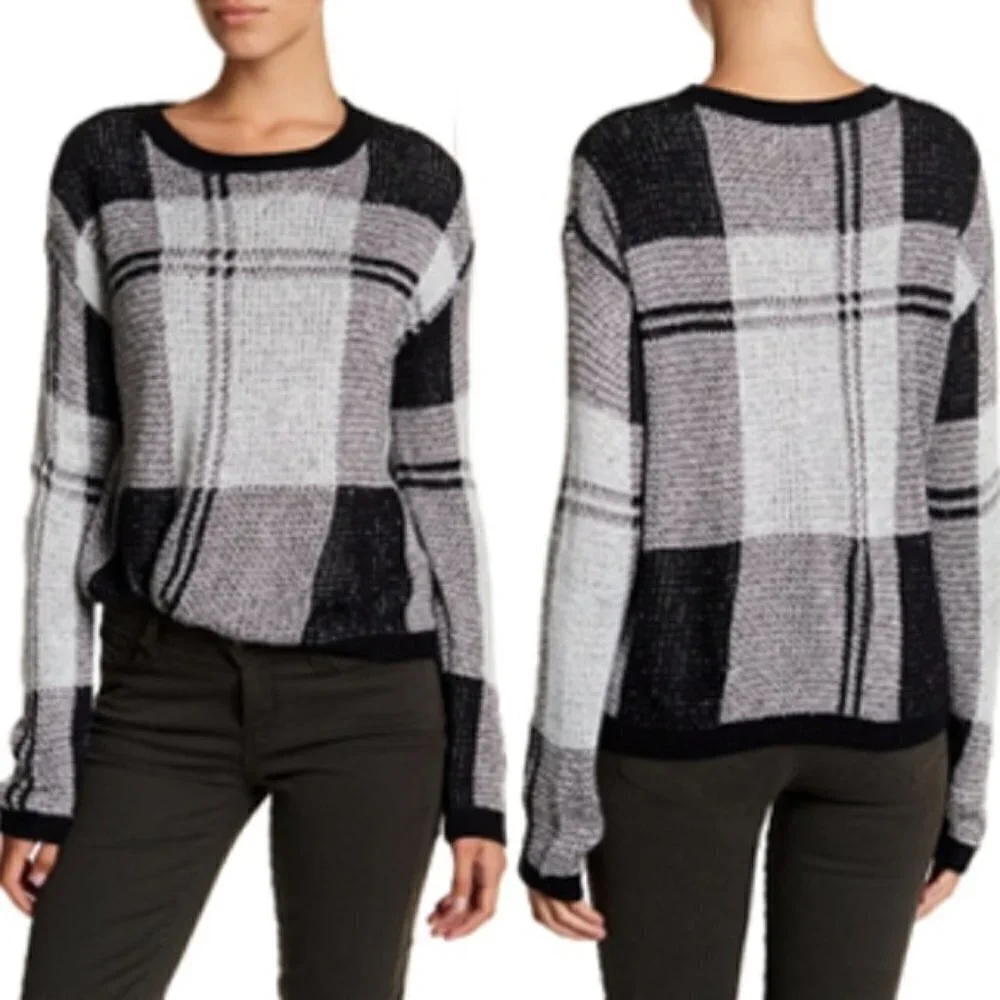 Melrose and Market Shrunken Plaid Pullover Sweater